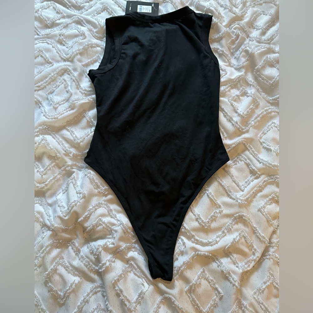 Fashion Nova Bodysuit - Picture 6 of 8